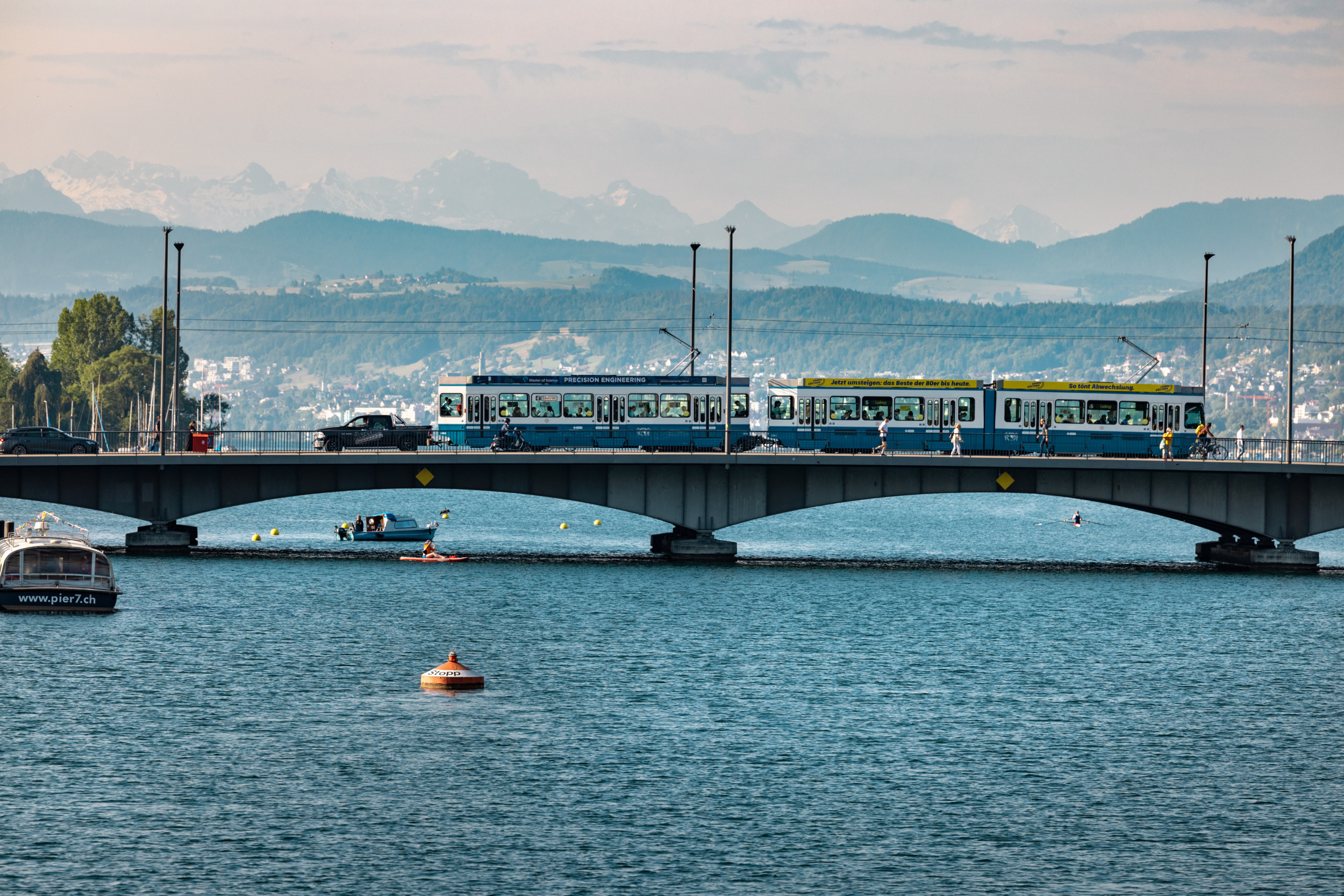 Zurich Boats Tour